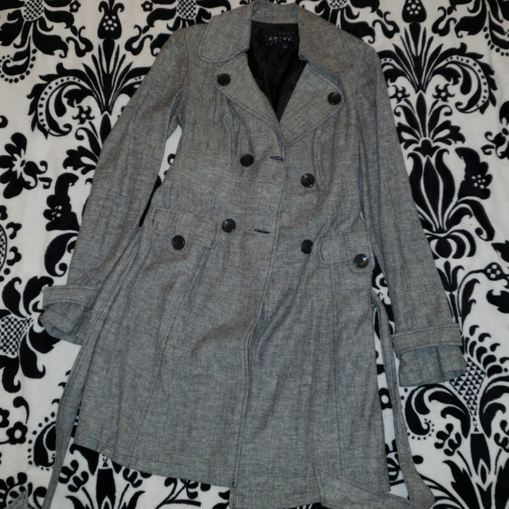Gorgeous Lightweight Peacoat!